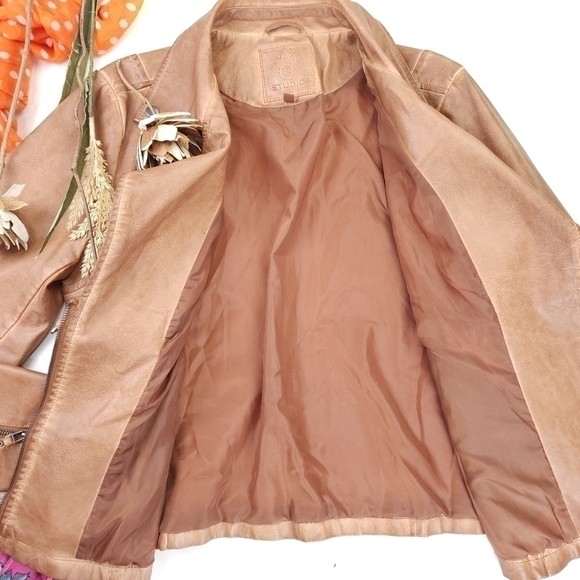 ❣️ Max Studio Brown Tan Vegan Leather Jacket Sz L - Picture 4 of 10